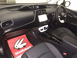 TOYOTA PRIUS 2016