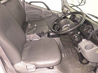 TOYOTA DYNA 2020