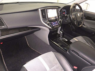 TOYOTA CROWN 2016
