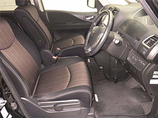 NISSAN SERENA 2015