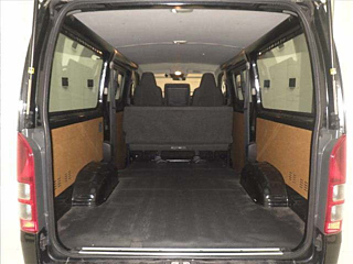 TOYOTA HIACE VAN 2020