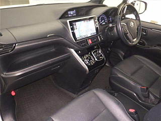 TOYOTA ESQUIRE 2017