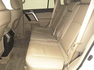 TOYOTA LAND CRUISER PRADO 2023