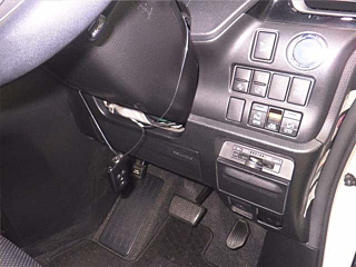 TOYOTA ESQUIRE 2017