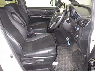 TOYOTA NOAH 2020