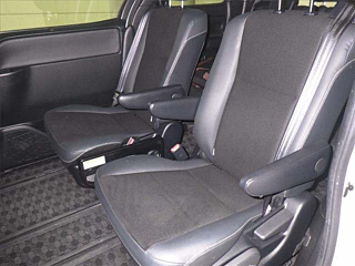 TOYOTA NOAH 2020