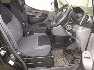 NISSAN NV200 2017