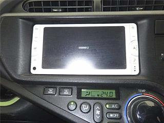 TOYOTA AQUA 2012