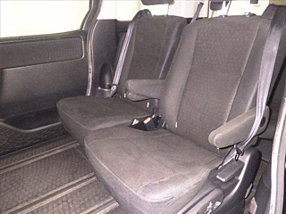 TOYOTA NOAH 2016