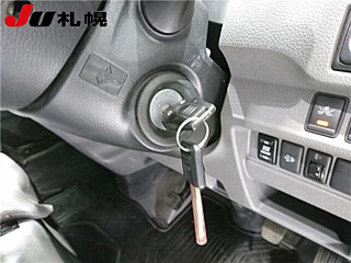 NISSAN CARAVAN VAN 2018