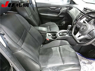 NISSAN X-TRAIL 2018