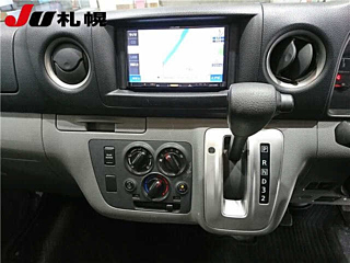 NISSAN CARAVAN VAN 2018