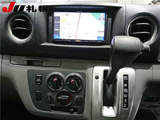 NISSAN CARAVAN VAN 2018