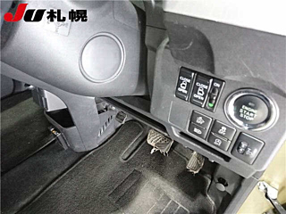 DAIHATSU WAKE 2019