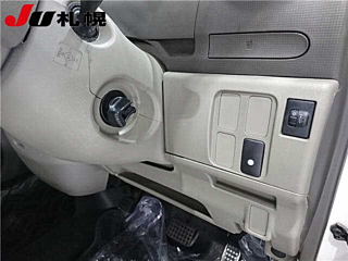 DAIHATSU TANTO 2008