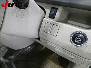 TOYOTA NOAH 2008