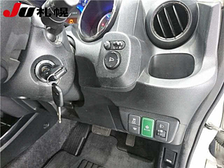 HONDA FIT SHUTTLE 2012
