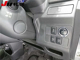 DAIHATSU MOVE 2013