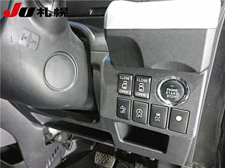 TOYOTA PIXIS MEGA 2016
