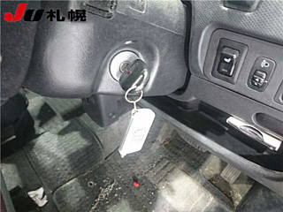 MITSUBISHI TOPPO 2008