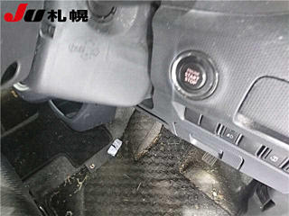 SUZUKI SOLIO 2011