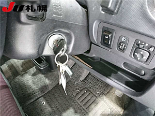 MITSUBISHI TOPPO 2009