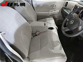 NISSAN CUBE 2010