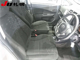 TOYOTA RACTIS 2012