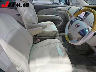 TOYOTA ESTIMA 2011