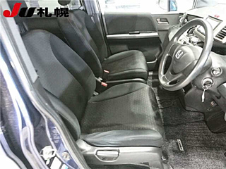 HONDA FREED 2010