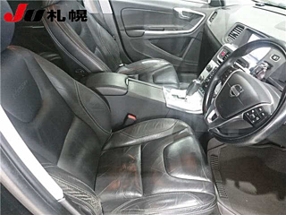 VOLVO V60 2012