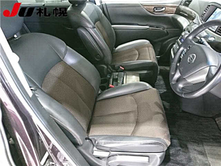 NISSAN ELGRAND 2010