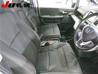 HONDA STEP WAGON 2012