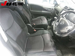 NISSAN SERENA 2012