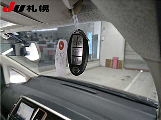 NISSAN SERENA 2009