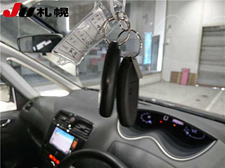 NISSAN SERENA 2012