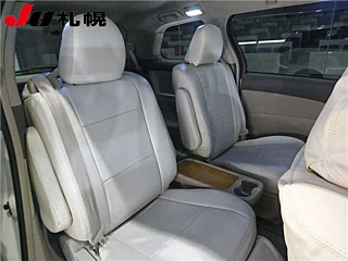 TOYOTA ESTIMA 2011