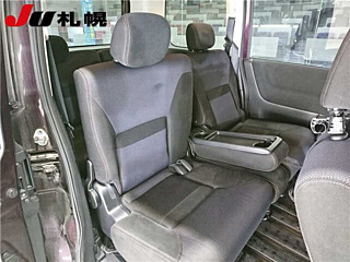 NISSAN SERENA 2009