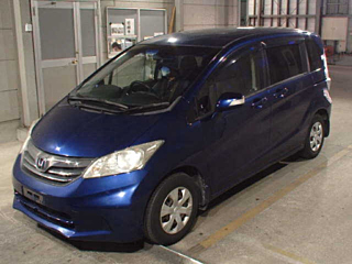 HONDA FREED 2012