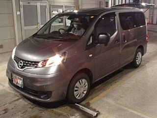 NISSAN NV200 2025