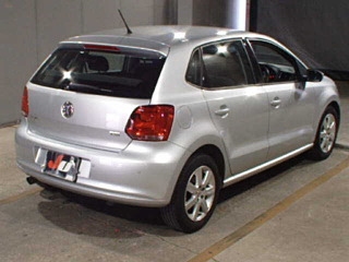 VOLKSWAGEN POLO 2014