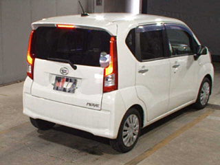 DAIHATSU MOVE 2015