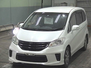 HONDA FREED 2016