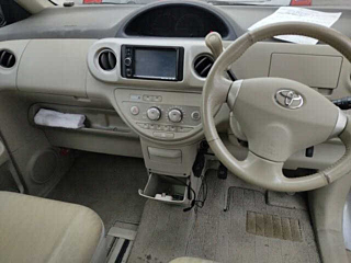 TOYOTA PORTE 2008