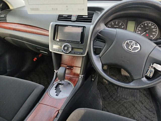 TOYOTA PREMIO 2008