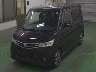 NISSAN ROOX 2012
