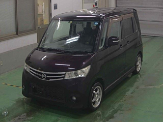 NISSAN ROOX 2010