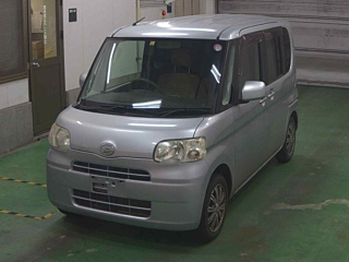 DAIHATSU TANTO 2008