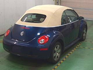 VOLKSWAGEN NEW BEETLE 2008