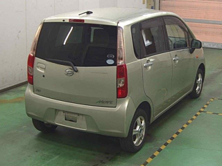 DAIHATSU MOVE 2010